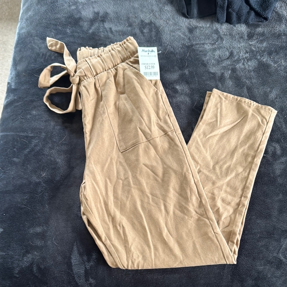 NWT Women’s Tan Bottoms